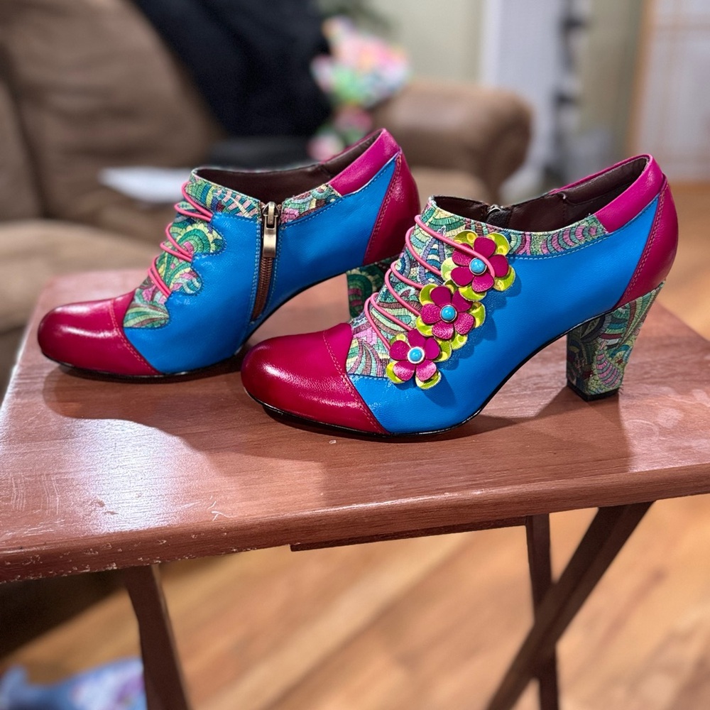 Vibrant Pink and Blue Leather Women's Heels, Size 42. (10.5 US)